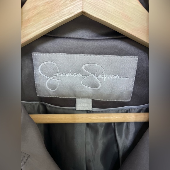 Jessica Simpson Size Small Womens Trench Coat/ Jacket Belted -Excellent - Picture 3 of 16